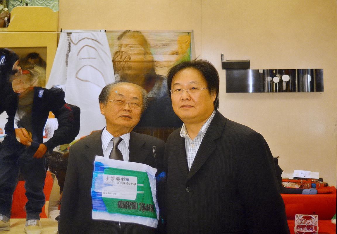 T1发布决赛海报暗藏玄机，网友解码：指向iG队徽！